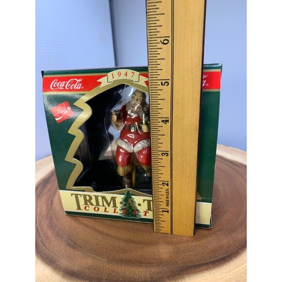 Coca-Cola 1947 Santa Claus Trim-A-Tree Collection Ornament Figurine Vintage 1990 - Picture 8 of 9